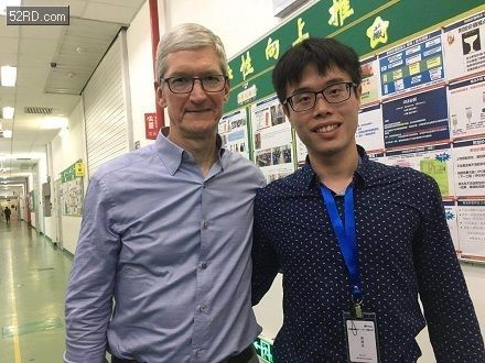 苹果CEO首次来广州,第一站看了欧菲科技车间